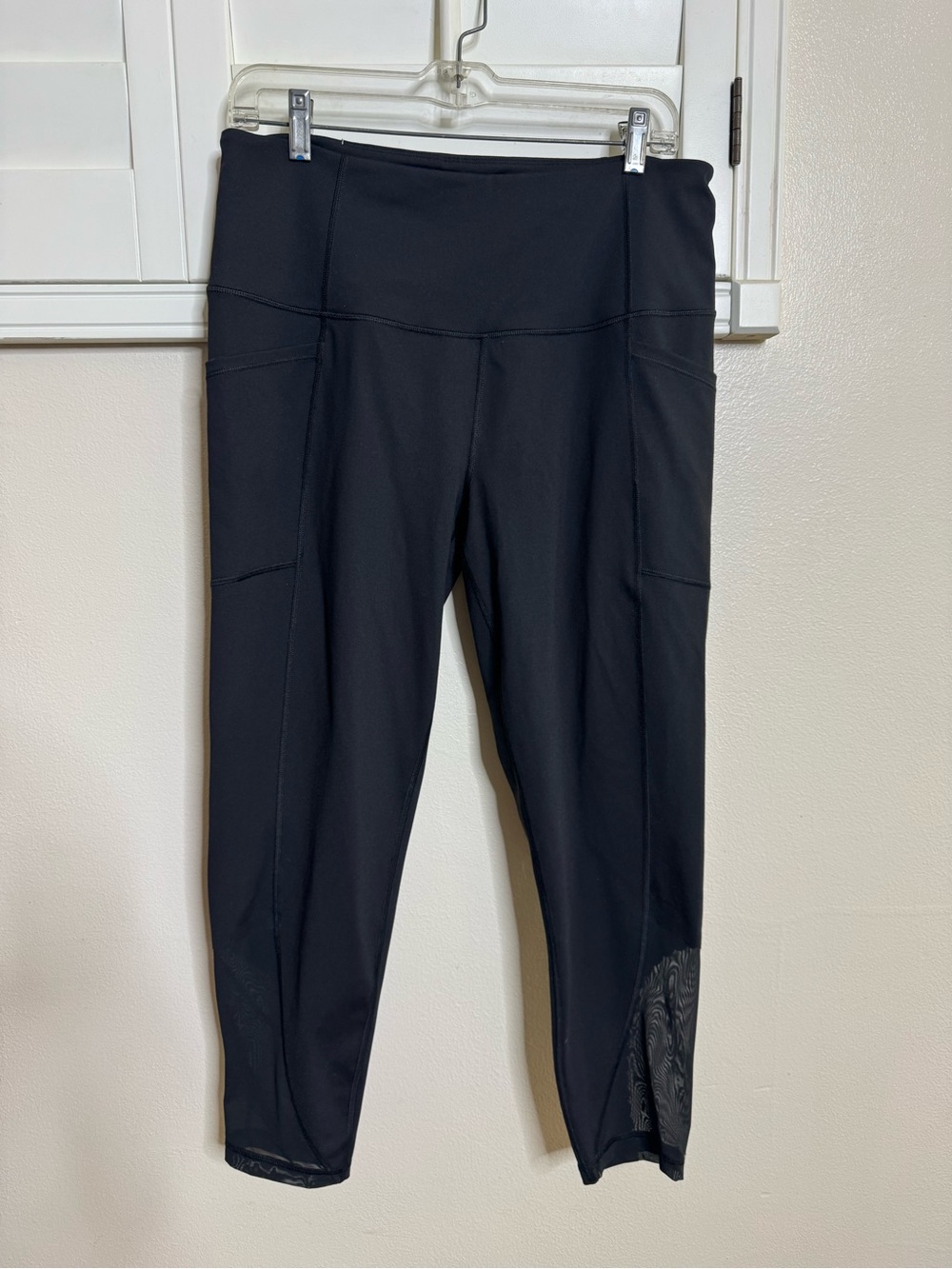 Victoria's Secret Black High-Waist Performance Leggings
